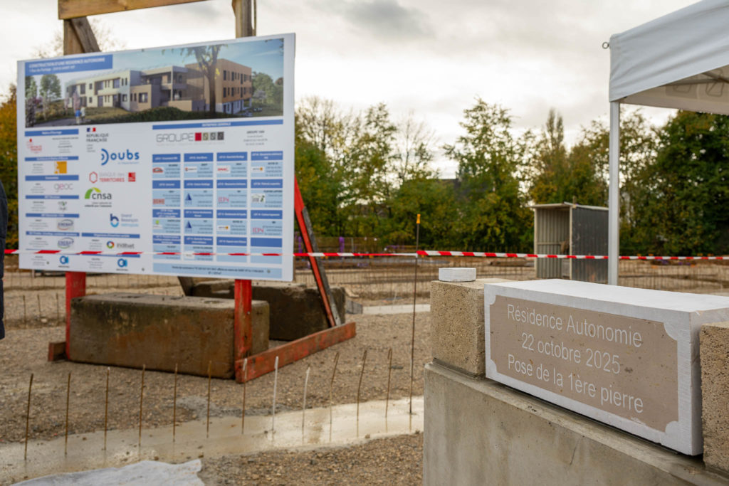 Pose de la première pierre – Résidence autonomie, Saint-Vit — photographie institutionnelle FLORSKA, image 8
