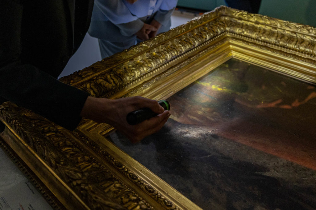 019_accrochage_truite_musee_Courbet