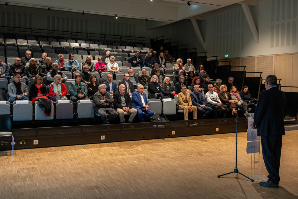 020_Pose Premiere Pierre Village Enfant - L'Isle-sur-le-Doubs