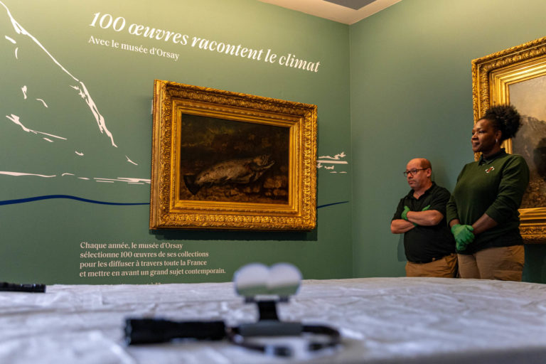 Photo Accrochage « La Truite » au Musée Courbet – Ornans