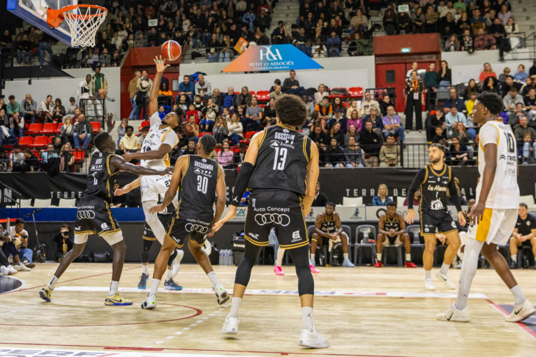 Photo BESAC vs Le Havre – Basket