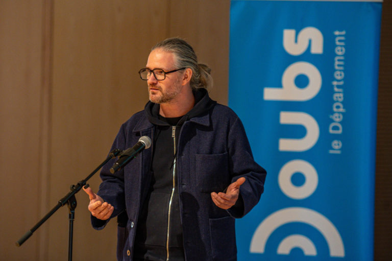 Photo Pose de la première pierre Village d&rsquo;Enfants – L&rsquo;Isle-sur-le-Doubs