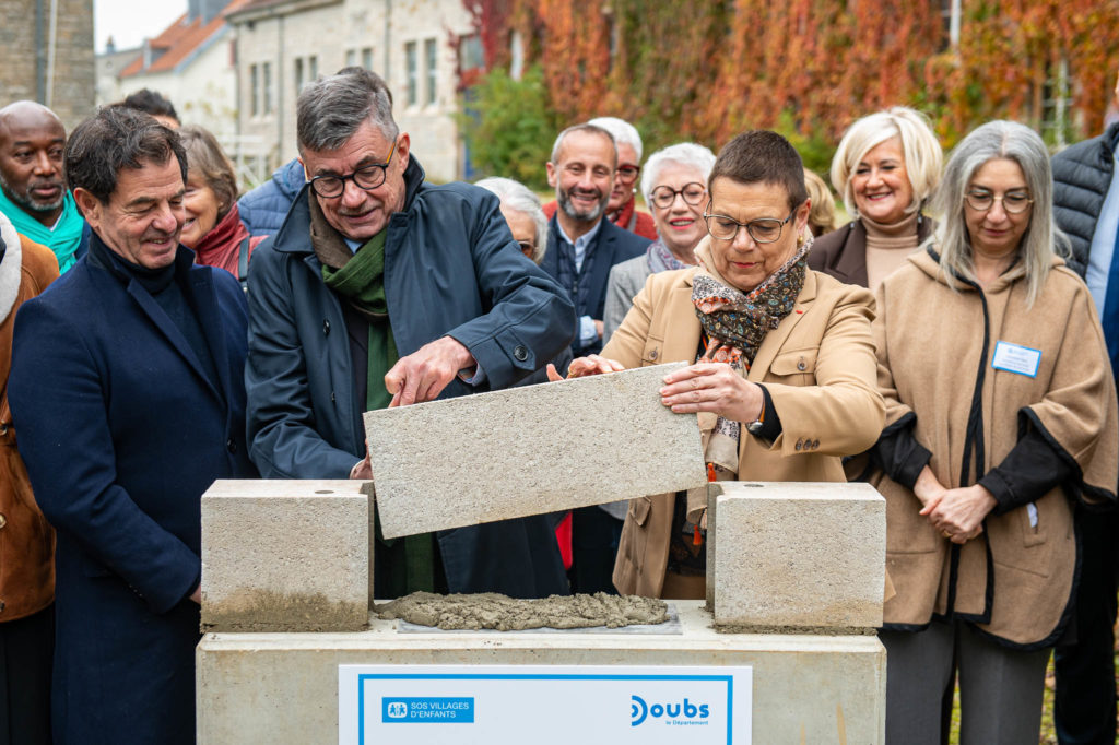 Pose de la première pierre – Besançon — photographie institutionnelle FLORSKA, image 35