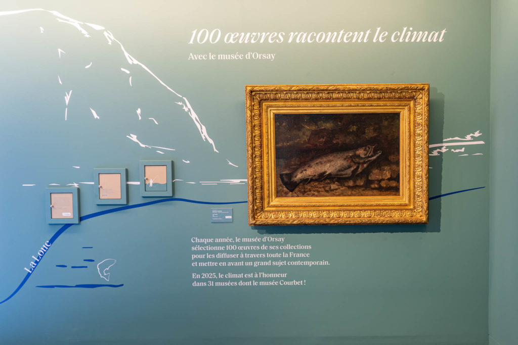 051_accrochage_truite_musee_Courbet