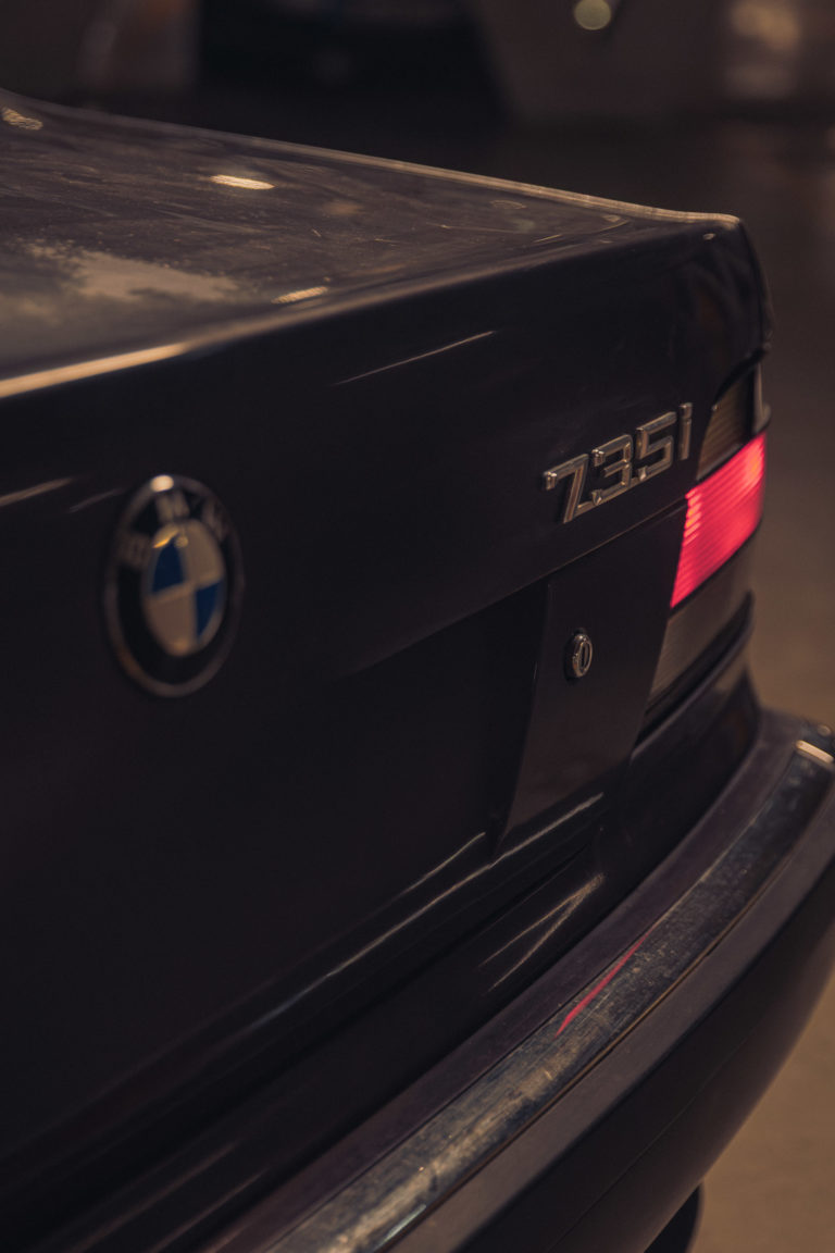 Photo BMW Série 7 – E38 735i