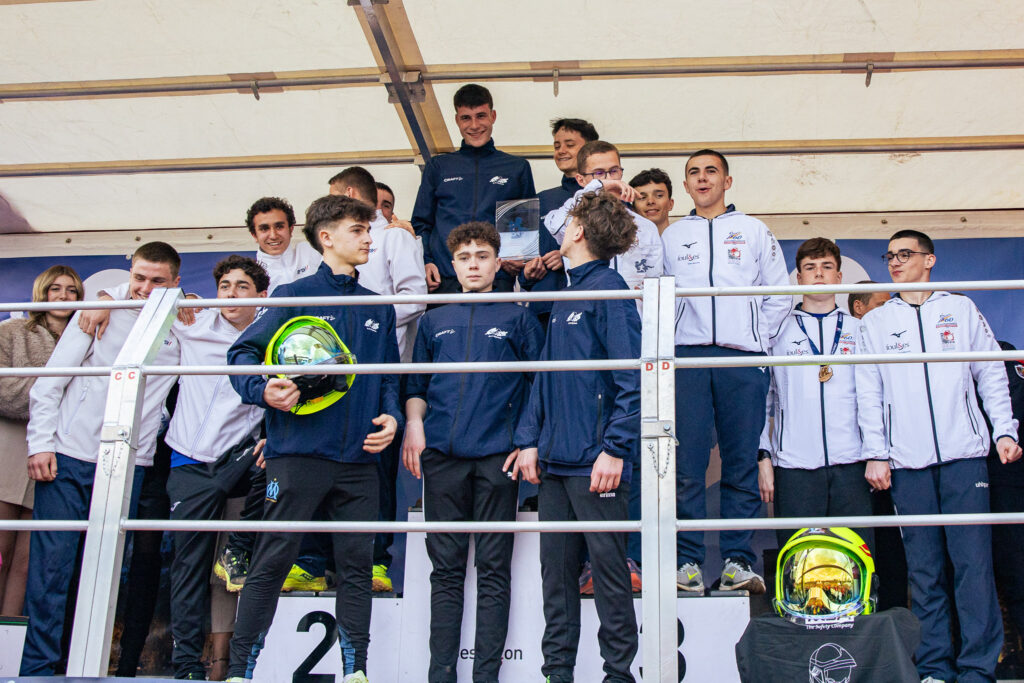 153_Cross_national_des_pompiers