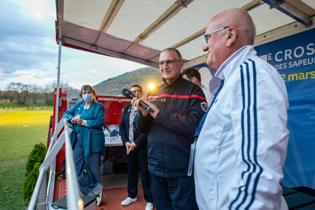 183_Cross_national_des_pompiers