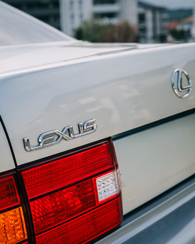 Lexus LS 400 — photographie automobile FLORSKA, image 3